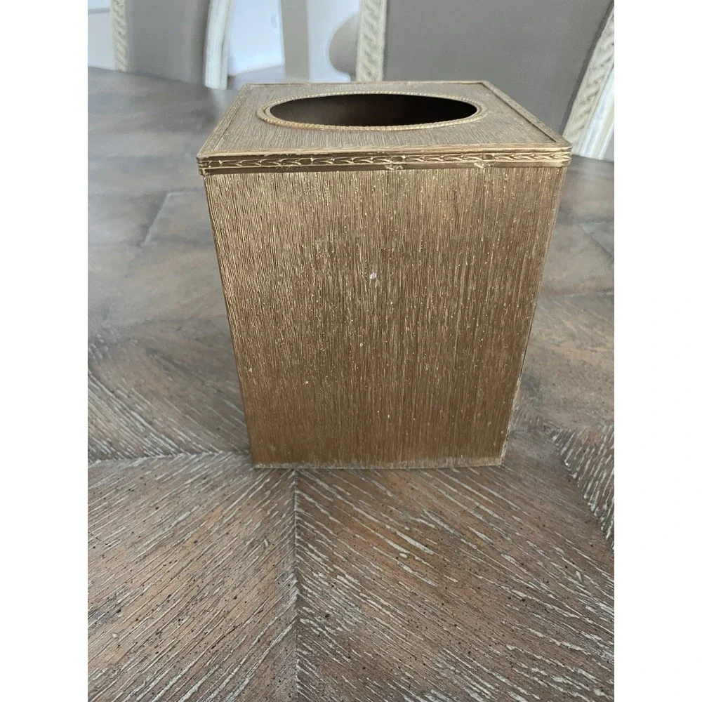 Vtg Hollywood Regency Matson Stylebuilt Gold Tone w/Rose Detail Tissue Box Cover